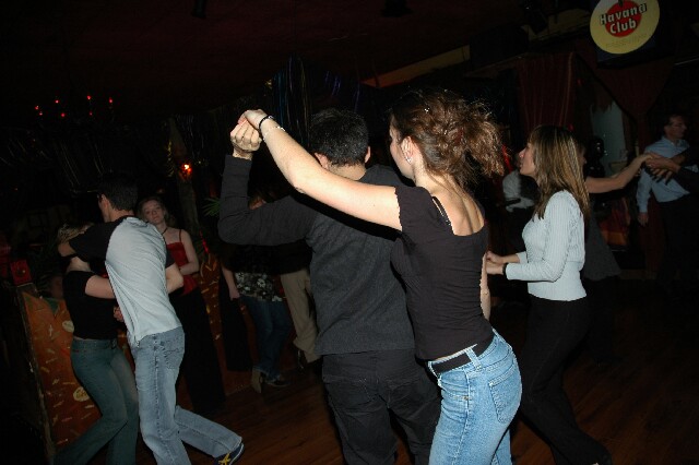 min 2005 12 04 sharkys 135